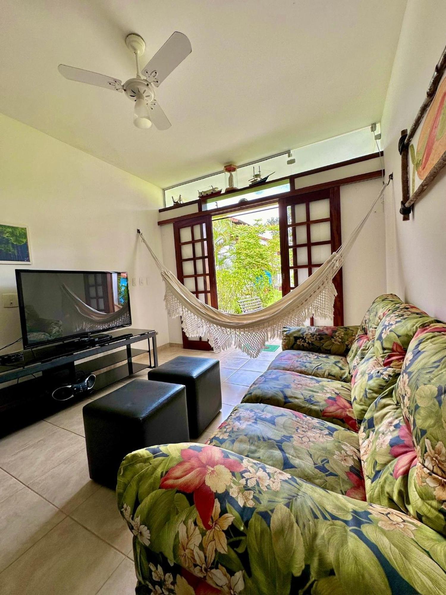 Casa de férias Casa Ideal Em Fechado A 200m Da Maranduba, Area De Lazer Completa *